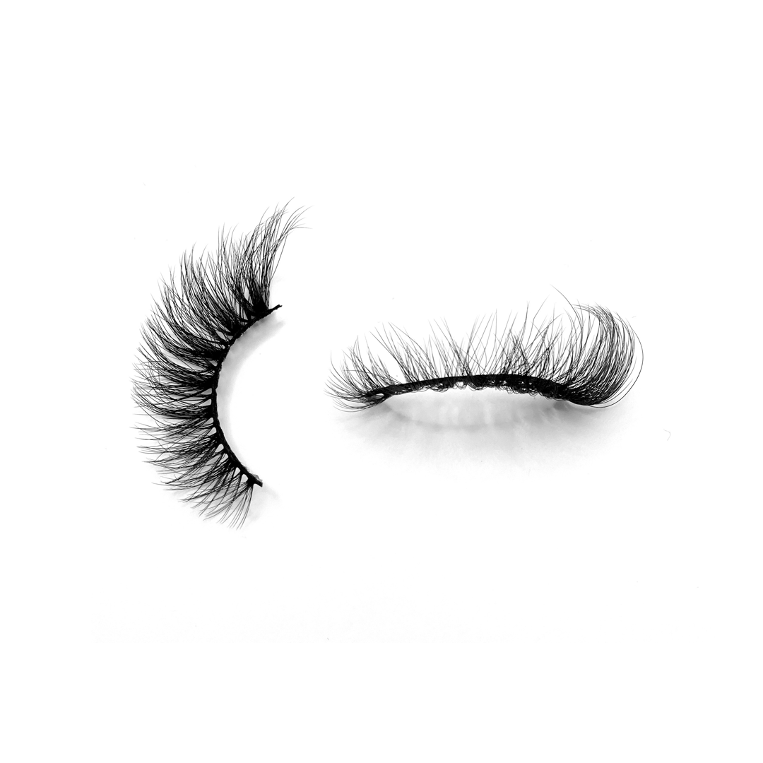 "Khon Kean" Cateye Lashes